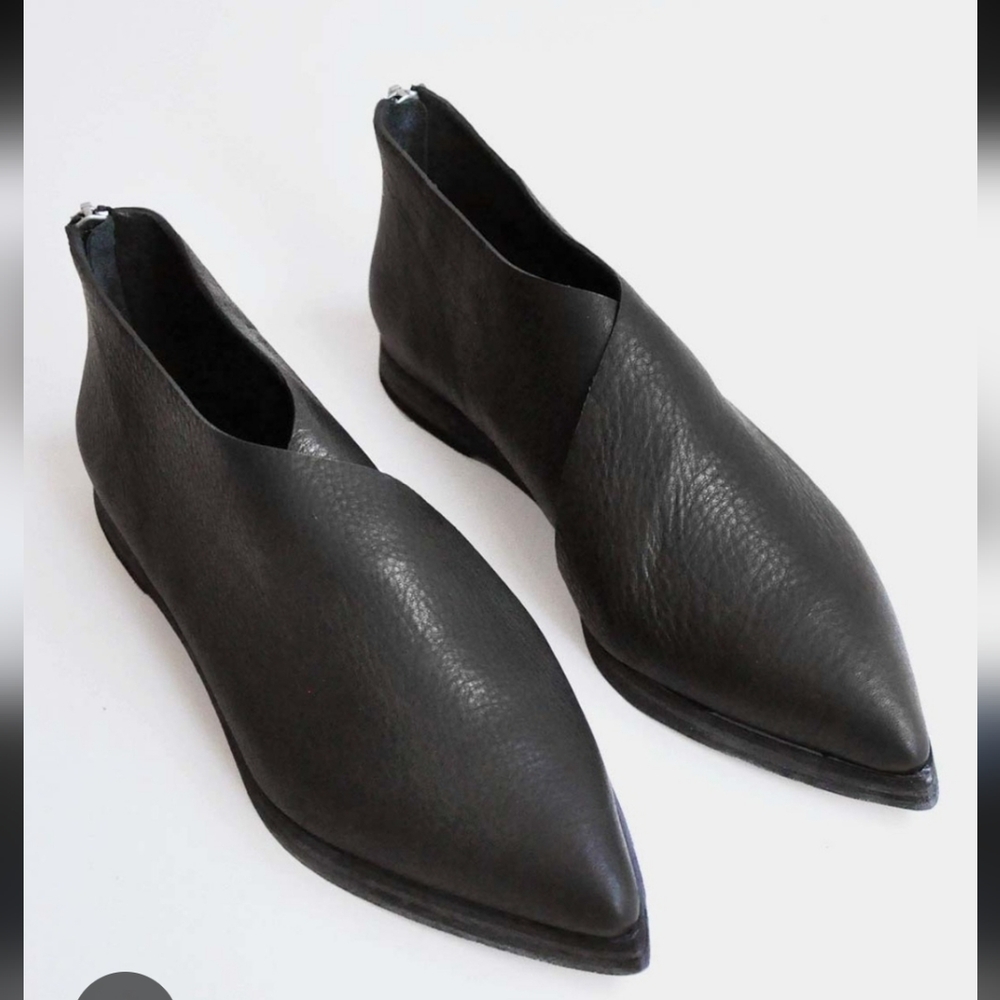 Wal & Pai Los Angeles Sleek Black Leather Ankle Boots Ladies